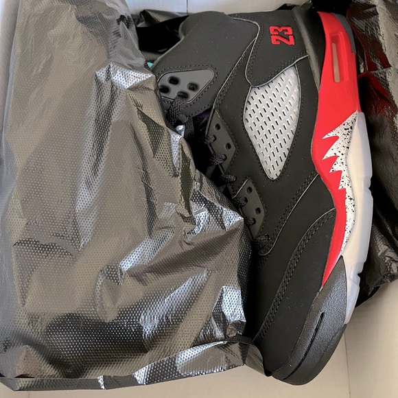 Jordan retro 5